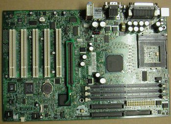 Intel 815 P3 S370 Motherboard 011305-101 Intel 815 P3 S370 Motherboard 011305-101. Model: 011305-101 239116-001